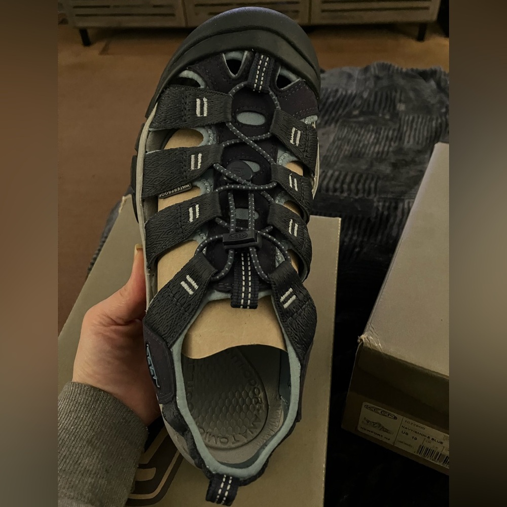Women’s Keen Newport H2 Water Shoe/Sandal - Size 10 - Navy/Blue Smoke - Picture 2 of 5